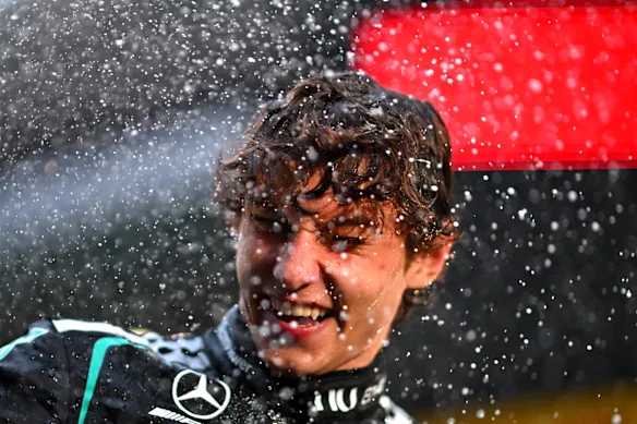 Kimi Antonelli a remporté son premier GP. 