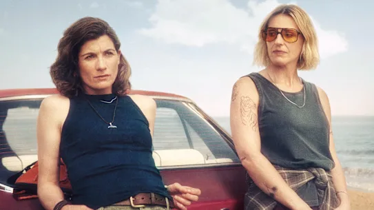 Jodie Whittaker et Suranne Jones jouent dans Frauds.