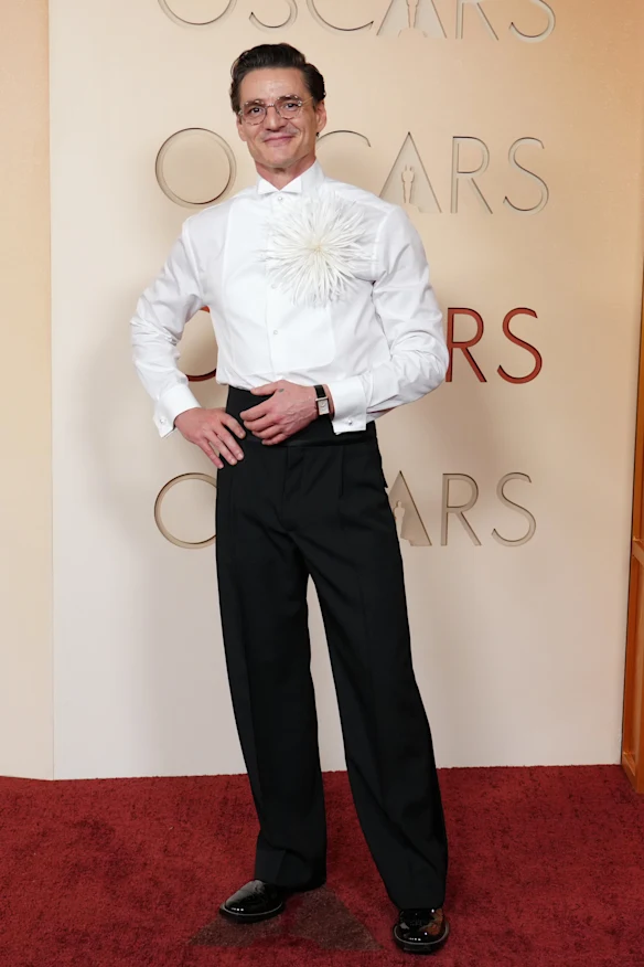 Pedro Pascal remettra un Oscar.