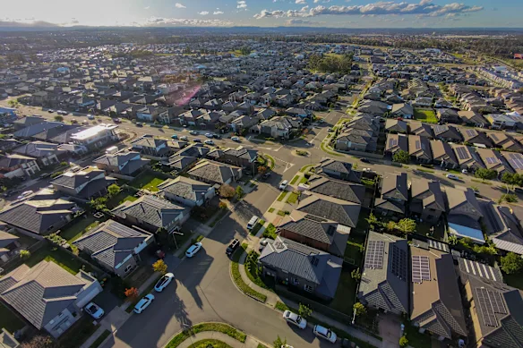 L'endettement négatif, les contraintes d'offre et les allégements fiscaux sont au cœur des tensions croissantes sur le marché immobilier australien.
