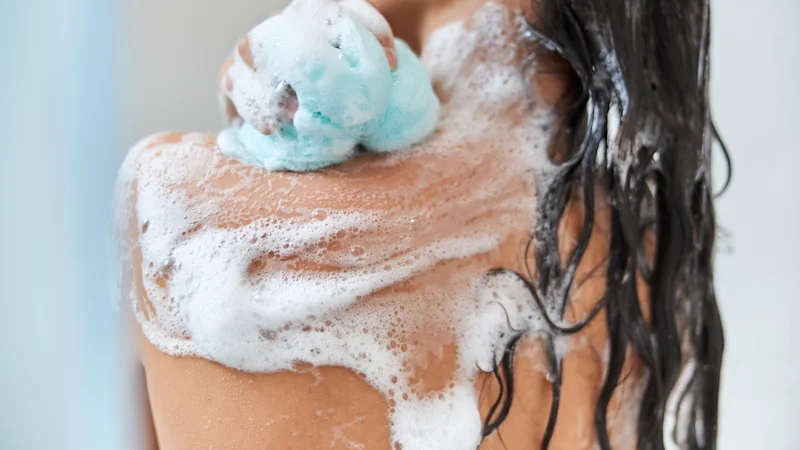 Conseils d'experts pour une peau saine, une exfoliation et une hydratation