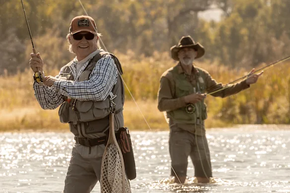 Kurt Russell (à gauche) et Matthew Fox pêchant à la mouche au Madison. 