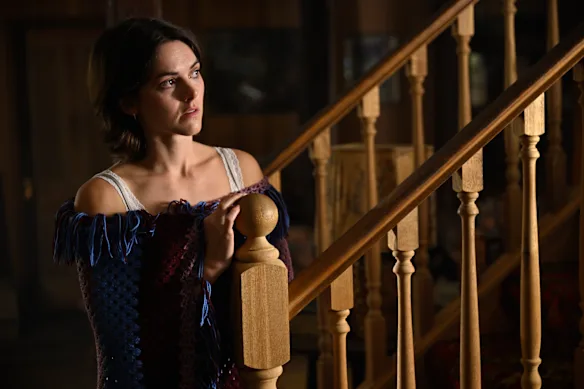 Rose Riley dans le rôle de Clare dans Proclivitas.