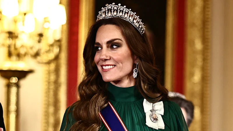 La princesse Catherine rend hommage à la princesse Diana dans ses choix de mode lorsqu'elle est en service royal