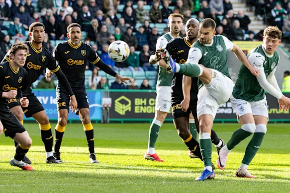 Ante Suto d'Hibernian est en passe de remporter sa première sélection avec les Socceroos.