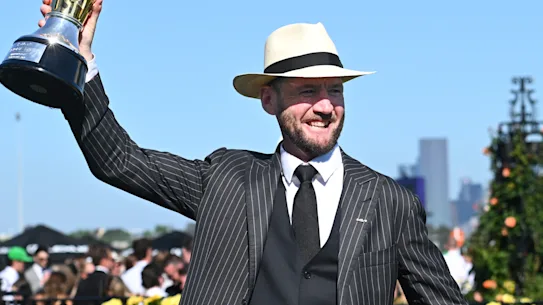 L'entraîneur Ciaron Maher après la victoire de l'Observer au Victoria Derby.
