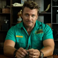 Luke Hemsworth joue dans Deadloch et parle de son frère Chris Hemsworth