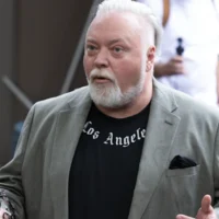 Kyle Sandilands largué exige le respect. Il y a une raison pour laquelle il ne le mérite pas