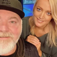 De quel côté est vraiment la star de la radio d’Henderson ?