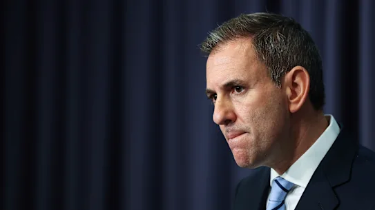 Le trésorier Jim Chalmers a déclaré que la guerre en Iran signifiait que l'inflation resterait plus élevée pendant plus longtemps.