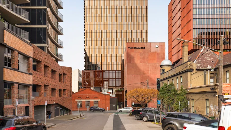 Vend un immeuble de bureaux à Collingwood pour 110 millions de dollars après les effondrements de Grocon et Probuild