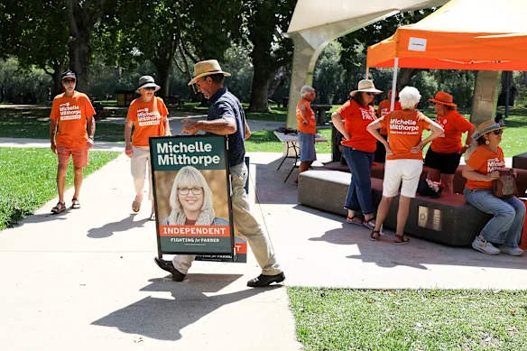 Un barbecue de campagne pour l'indépendante Michelle Milthorpe en février à Albury.