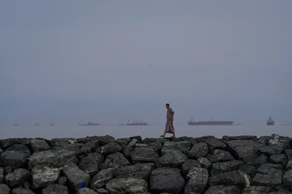 La mainmise de l'Iran sur l'étroite voie navigable du détroit d'Ormuz signifie que le président américain ne peut plus simplement déclarer sa victoire et s'en aller.