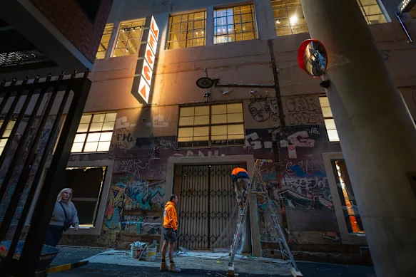 L'ancien magasin phare de David Jones sur Bourke Street à Melbourne est désormais en grande partie occupé par le détaillant de produits de beauté Mecca, photographié ici lors de sa rénovation.