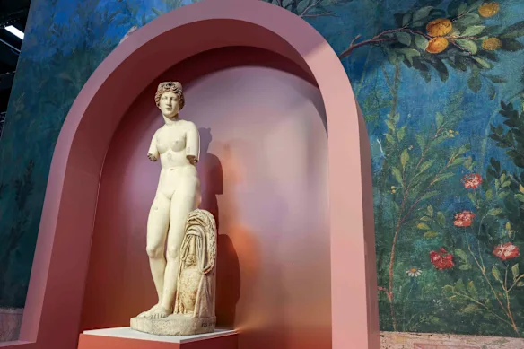 Une statue de l'ancienne déesse romaine Vénus au musée de Melbourne.