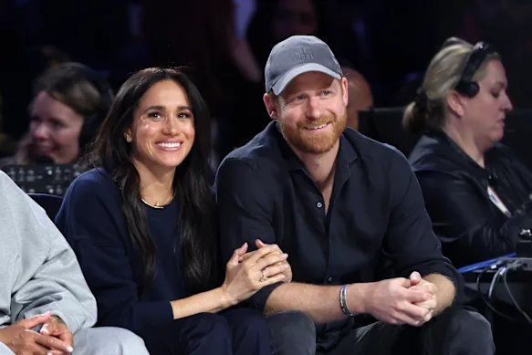 Meghan et Harry lors d'un match de basket en Californie le mois dernier.