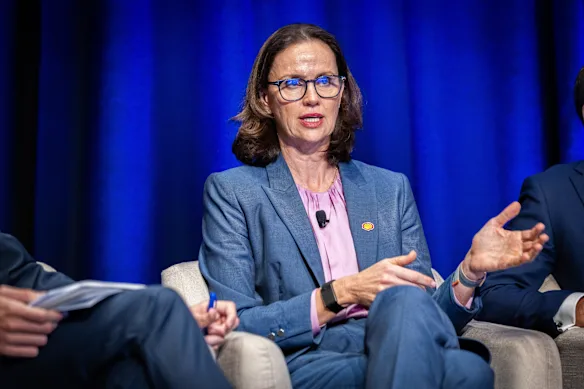 Cecile Wake est présidente nationale et vice-présidente exécutive d'Integrated Gas Australia chez Shell.