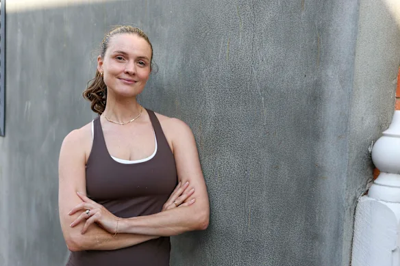 Laura Henshaw, co-fondatrice de KIC, une marque australienne de bien-être ouvrant son premier studio de fitness à Cremorne.