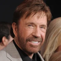 Chuck Norris, maître d&rsquo;arts martiaux et acteur, est décédé à 86 ans
