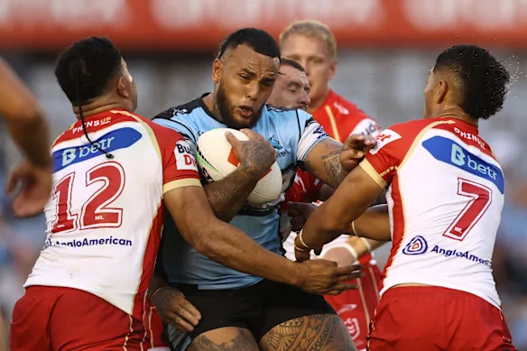 Le pilier de Cronulla Addin Fonua-Blake a joué contre les Dolphins le week-end dernier. 