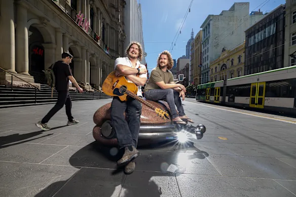 Le duo australien folk et blues Pierce Brothers était un habitué du Bluesfest.
