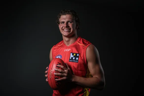 Gold Coast a égalé une offre au choix trois pour le produit de l'académie le mieux noté Jed Walter lors du repêchage de 2023.