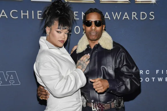 Rihanna avec A$AP Rocky lors d'un événement à New York en décembre 2024.