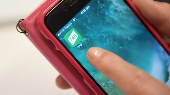 Le traitement réservé aux parieurs par le TAB est à nouveau sous le feu des projecteurs.