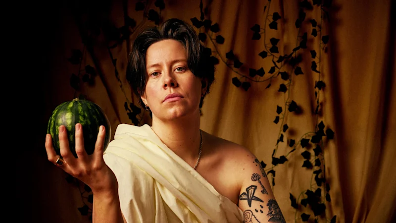 Chloé Petts ; Olga Koch ; Sam Jay ; Robyn Reynolds et Chris Nguyen ; Département chaud ;