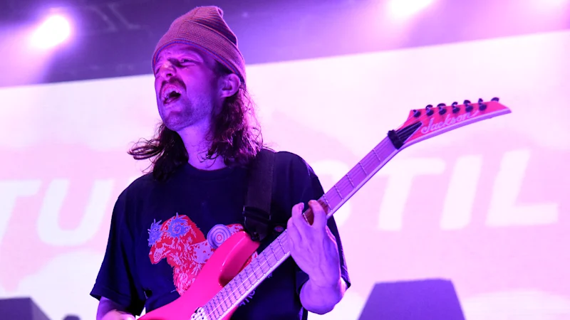 Un ancien guitariste de Turnstile accusé de tentative de meurtre sur le père d'un membre du groupe