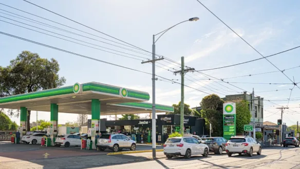 Le site au coin de High Street-Tooronga Road à Malvern est à vendre.