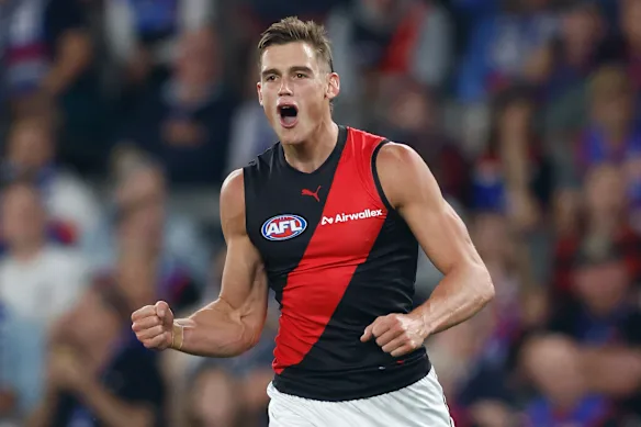 La performance d'Archer May a été un point positif pour Essendon.