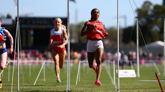 Sha Carri Richardson capable de courir les 20 derniers mètres de sa série Stawell Gift.  