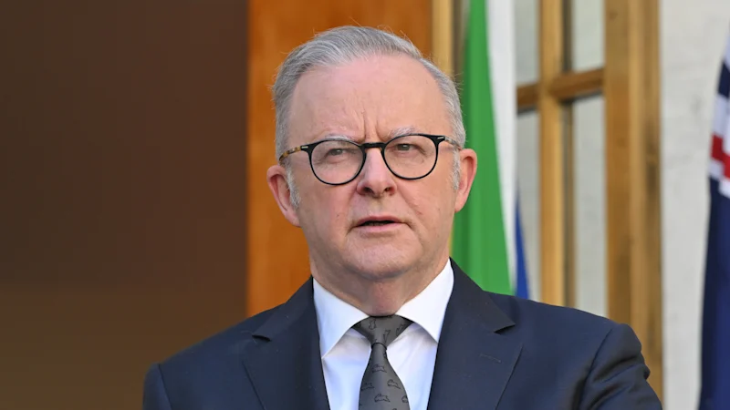 Albanese se précipite vers Singapour pour obtenir du carburant à l'approche de l'échéance Trump