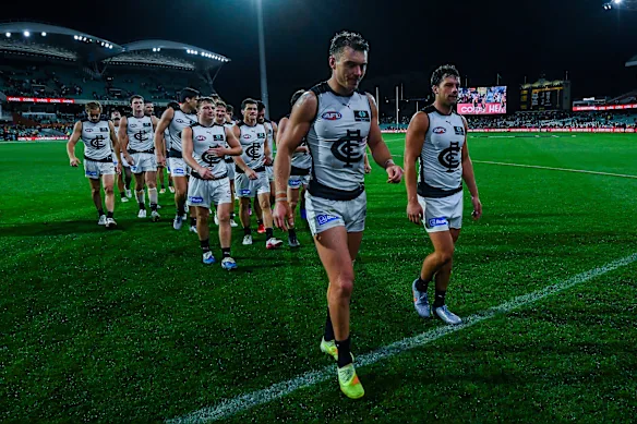 Patrick Cripps mène les Blues sur le terrain après une autre défaite, cette fois contre les Crows à Adelaide Oval.