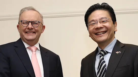 Vendredi, le Premier ministre australien Anthony Albanese et le Premier ministre singapourien Lawrence Wong.