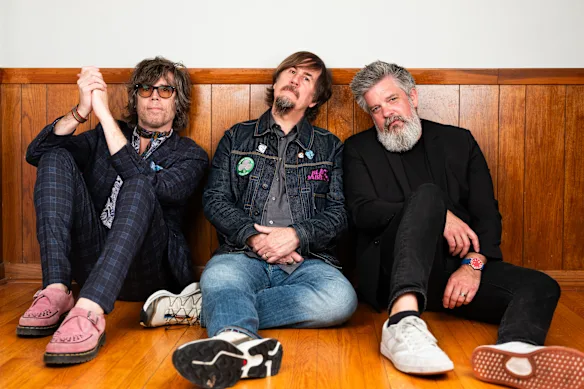 Les chèvres de montagne : Jon Wurster, John Darnielle et Matt Douglas.