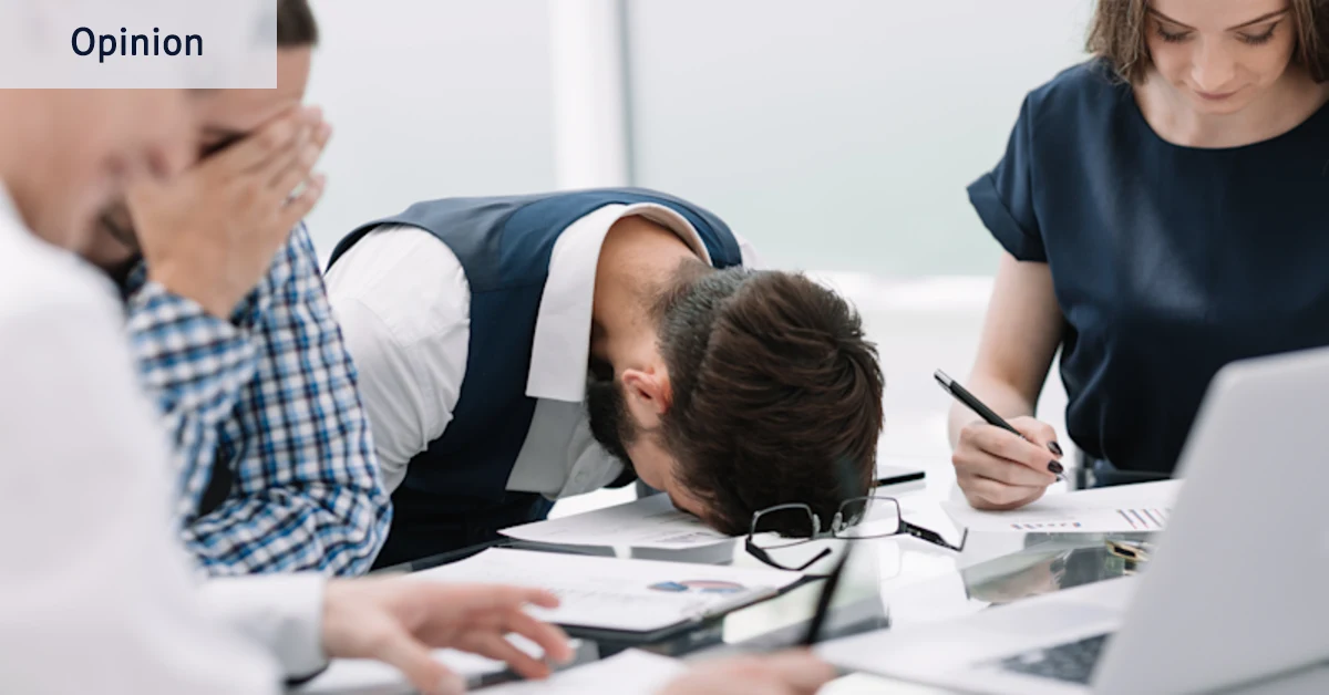 Présenter, débattre, faire pression ou vendre l’œuvre prend de plus en plus d’importance.