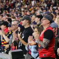 AFL Round Six 2026, scores, résultats, cotes, statistiques et heure de début d&rsquo;Adelaide Oval à Adélaïde