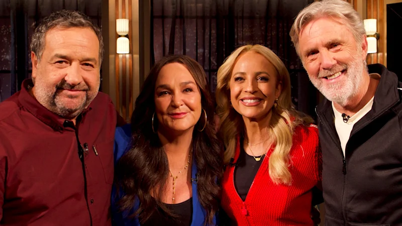 La nouvelle émission de Mick Molloy est dingue – et exactement ce dont nous avons besoin à la télévision gratuite