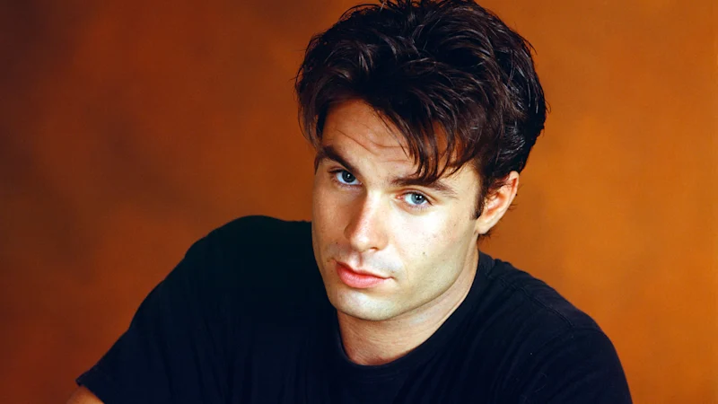 La star de Melrose Place et Starship Troopers décède subitement à l'âge de 57 ans