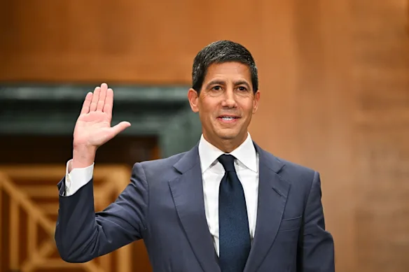 Kevin Warsh lors de son témoignage devant le Comité sénatorial des banques.