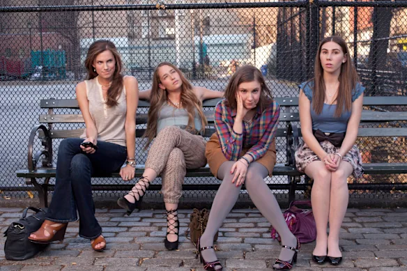 Dunham avec ses co-stars Girls Allison Williams, Jemima Kirke et Zosia Mamet.