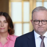 Les revenus de Meta, Google et TikTok devraient être frappés d&rsquo;une taxe de 2% si les accords d&rsquo;information sont refusés : Anthony Albanese