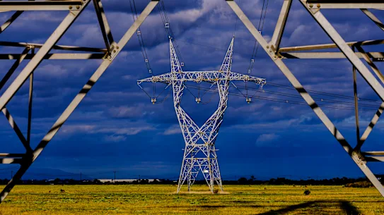 Les prix de gros de l’électricité ont baissé, et cela se répercutera sur les ménages.