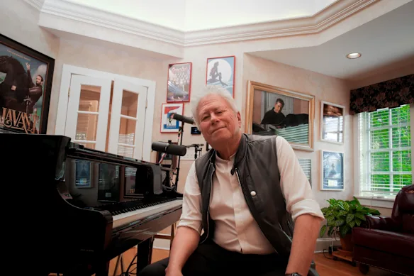 Le compositeur Alan Menken dans son home studio.