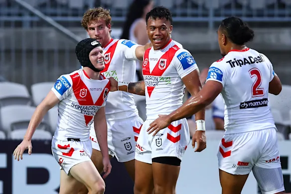 Kade Reed (à gauche) offrira beaucoup de taille lors de ses débuts dans la LNR.