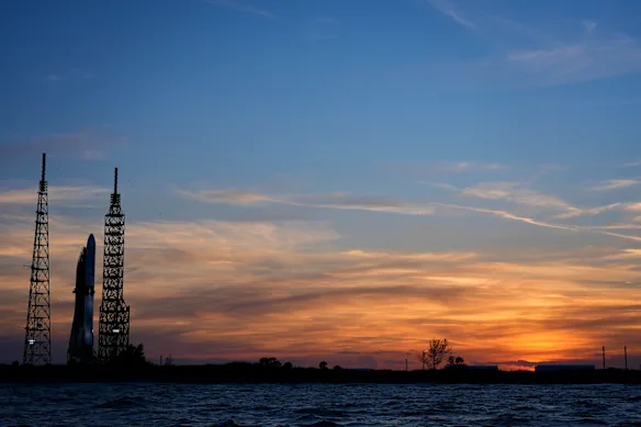 L’espace est devenu un domaine crucial dans la compétition militaire entre les États-Unis et la Chine.