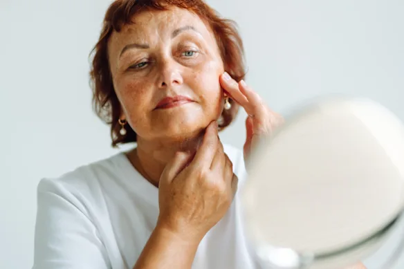 La ménopause connaît un moment dans le monde des soins de la peau.