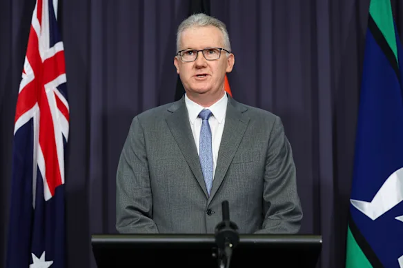 Le ministre de l'Intérieur, Tony Burke.